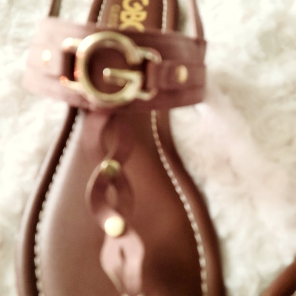 Ladies Guess Sandals - Picture 2 of 3